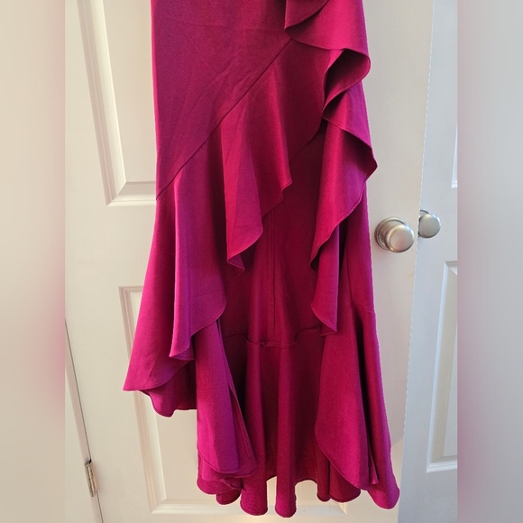 Ieena for Mac Duggal, One Shoulder High Slit Ruffle Gown,Berry, Size 2,MSRP $358 - Picture 7 of 13